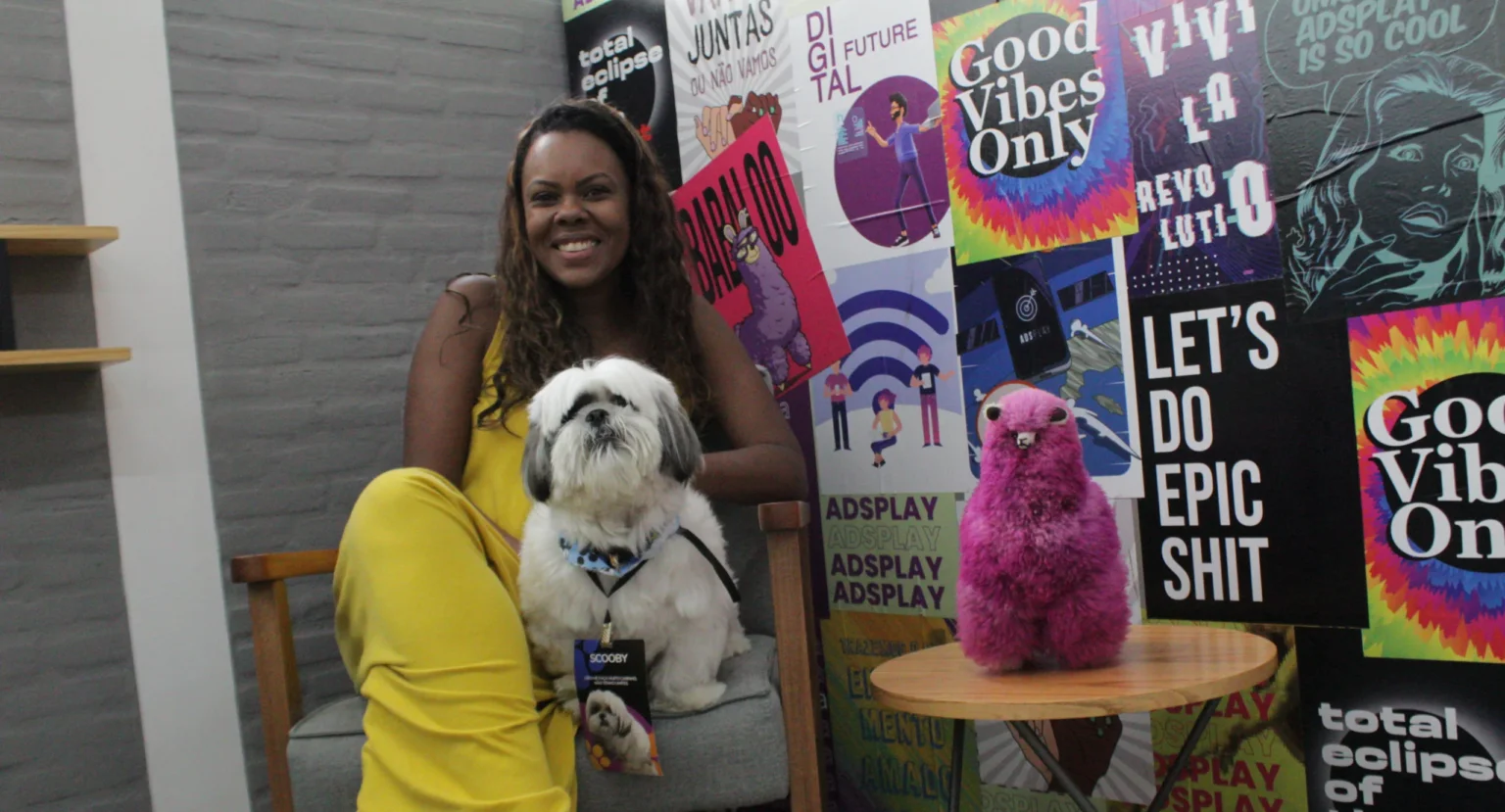 Vanessa Andrade + Scooby - Foto Thalia Santos
