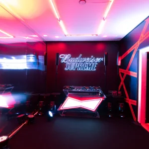 Apartamento localizado no centro de Campinas foi o cenário escolhido para a festa de lançamento de Budweiser Supreme