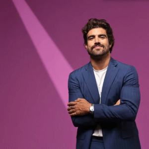 Caio Castro é o embaixador da nova marca da Mattel